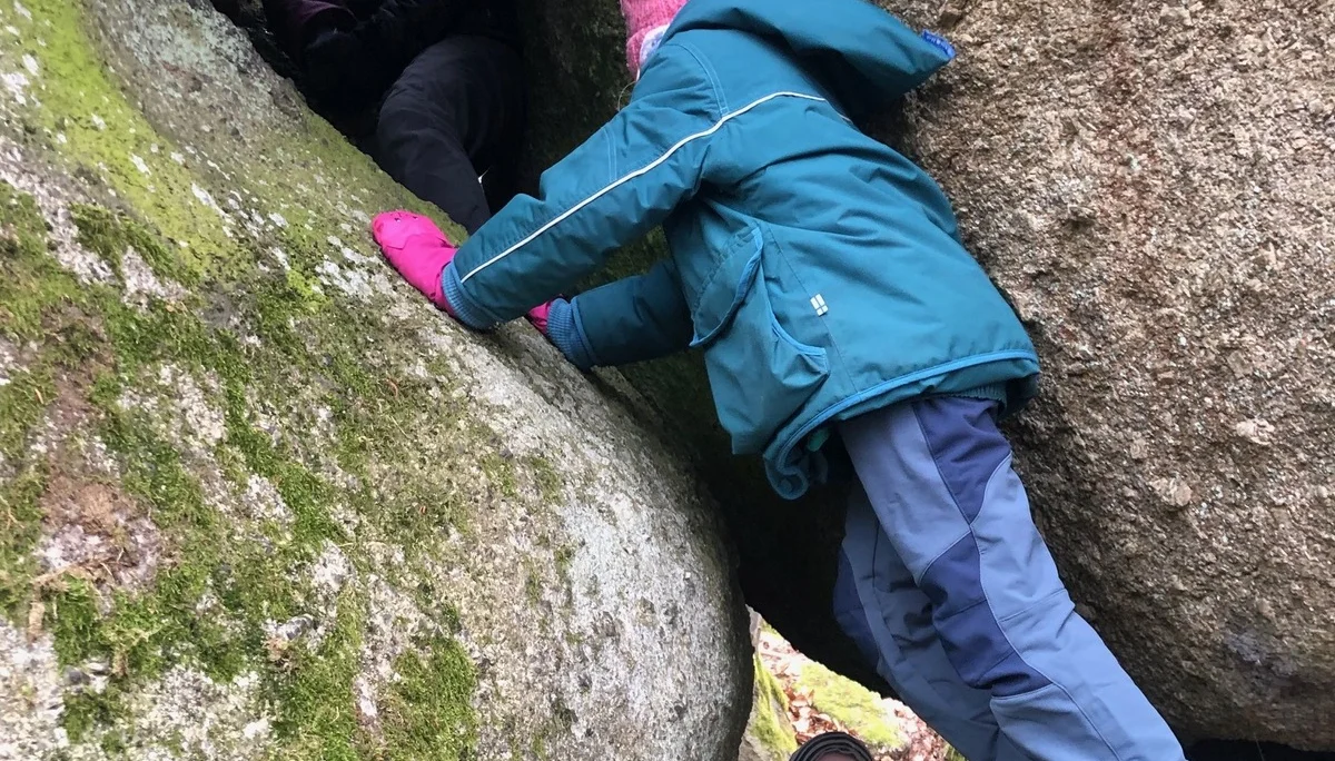 Kraxeln beim Aussichtsturm | © Monika Trojer