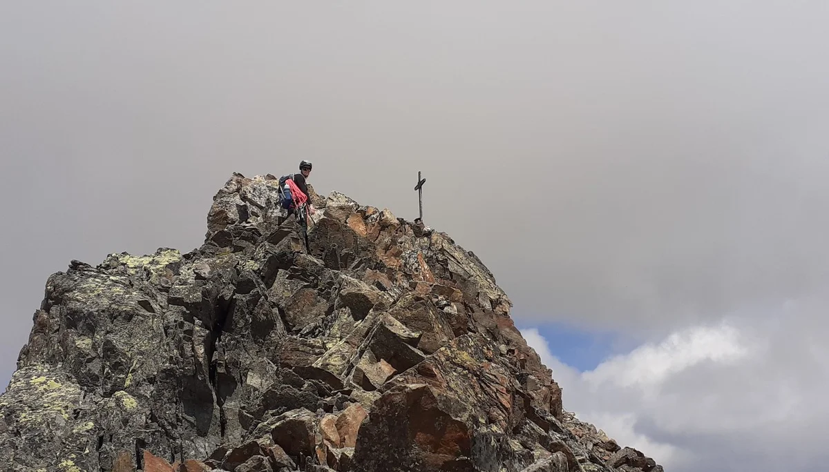 Gratklettern auf der Stubaier Wildspitze | © Roland Schulz