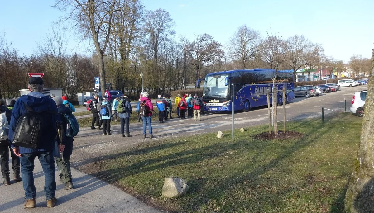 Auf dem Donaupanoramaweg nach Kapfelberg. | © DAV Regensburg Seniorengruppe