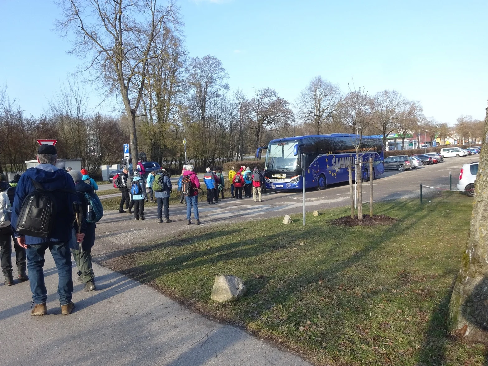 Auf dem Donaupanoramaweg nach Kapfelberg. | © DAV Regensburg Seniorengruppe