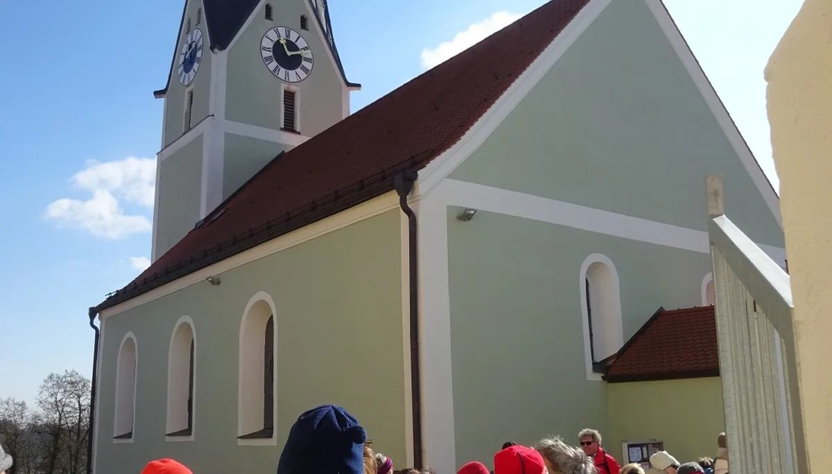Auf dem Donaupanoramaweg nach Kapfelberg. | © DAV Regensburg Seniorengruppe