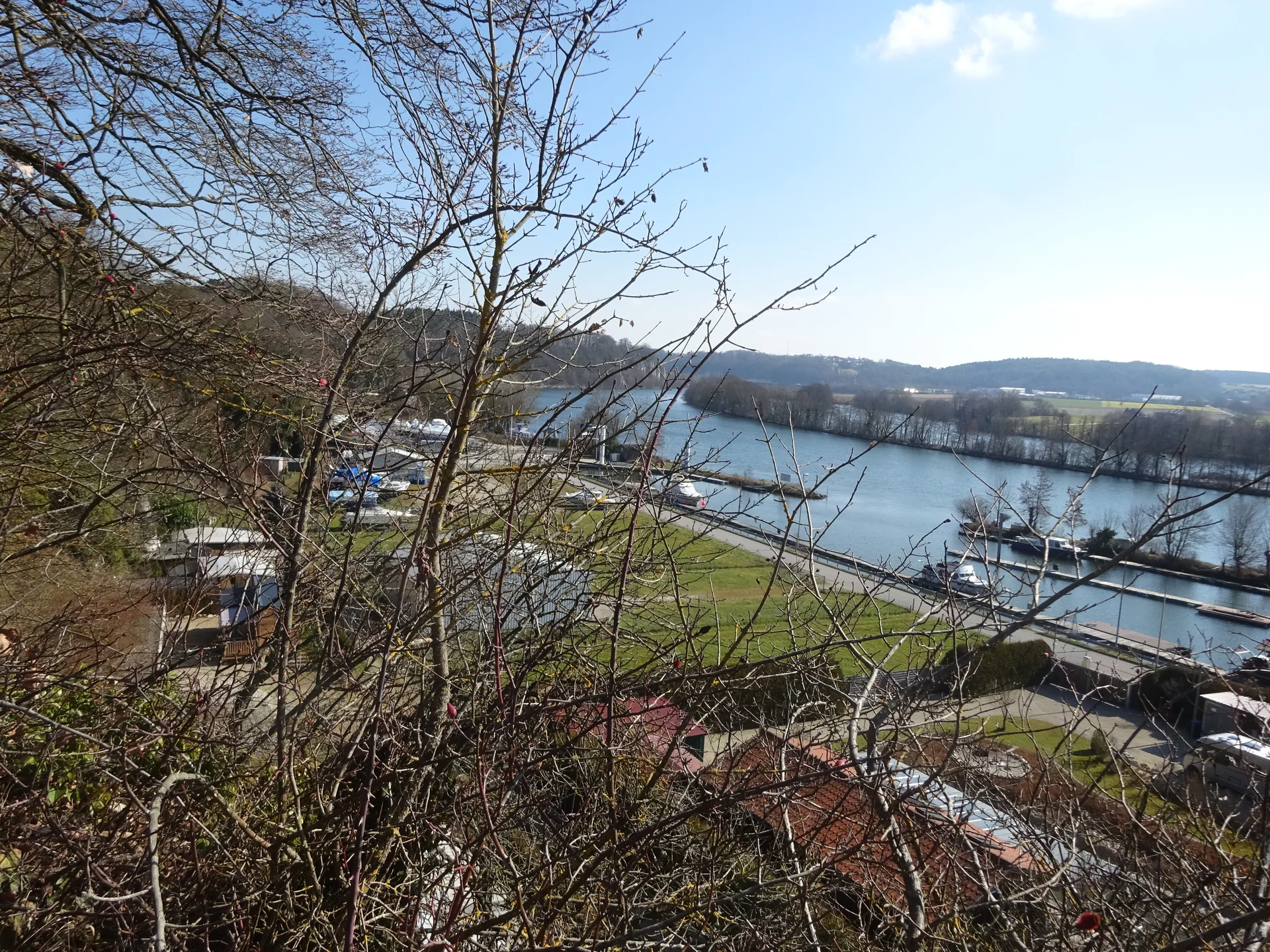Auf dem Donaupanoramaweg nach Kapfelberg. | © DAV Regensburg Seniorengruppe