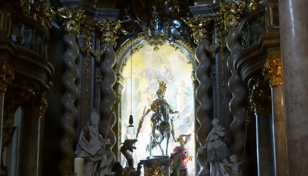 © Werner & Inge Fessel