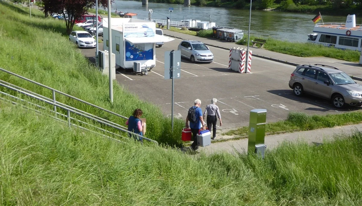 © Werner & Inge Fessel