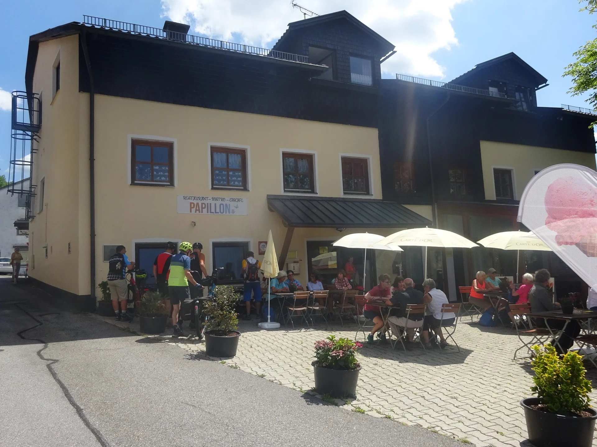 © Werner & Inge Fessel