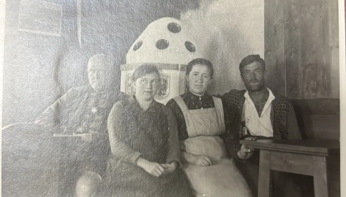 Gemütlich dank Hafnermeister - das Wetter bei der Einweihung war trüb. | © Archiv DAV Regensburg