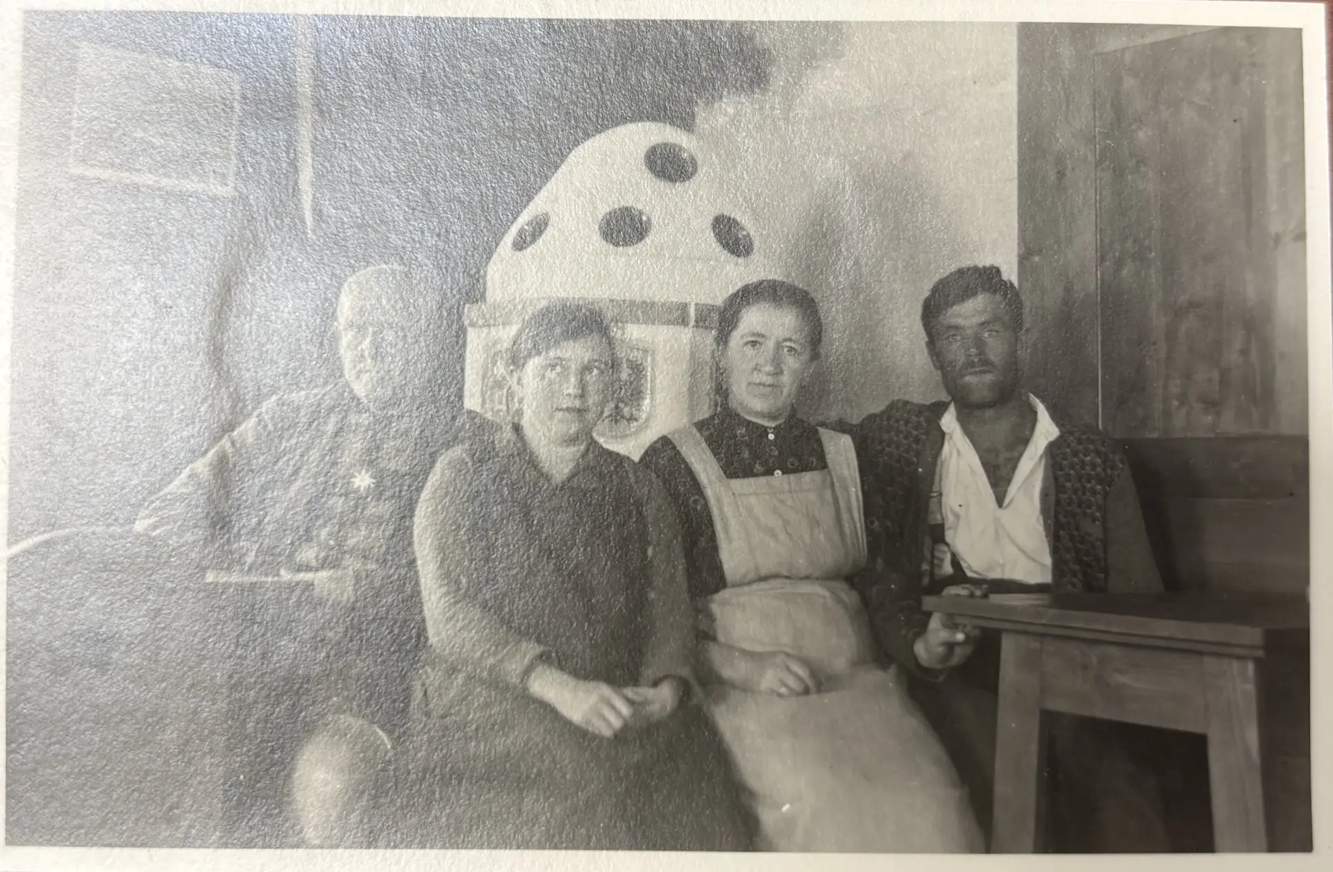 Gemütlich dank Hafnermeister - das Wetter bei der Einweihung war trüb. | © Archiv DAV Regensburg
