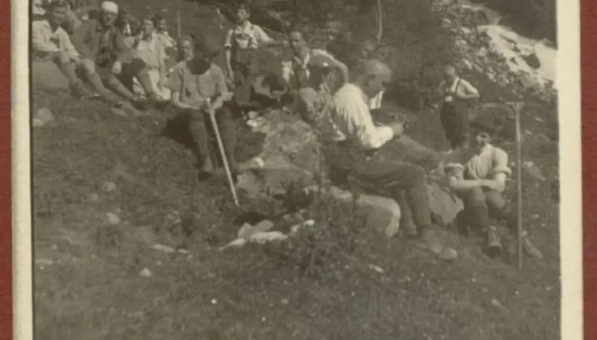 Rast vor dem Aufstieg ins Falbesontal | © Archiv DAV Regensburg