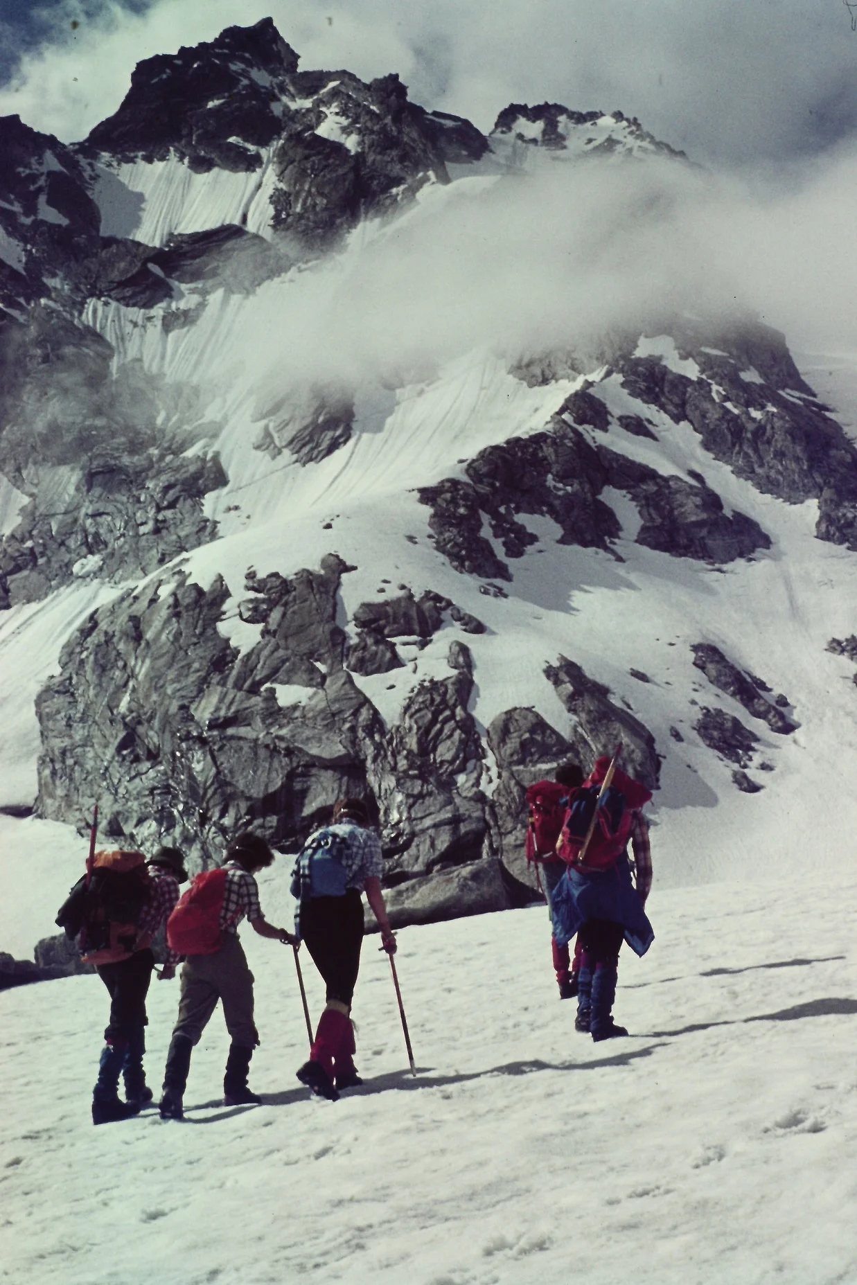 Klettern im Bergell 1975. | © Albert Wolf