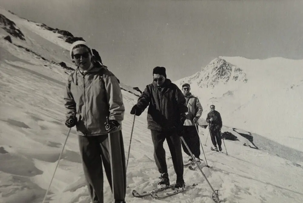 1960: v. l. Maria Neudecker, Willi Wolf, Albert Pleyer und Alfons Schmidbauer am Aufstieg zur Similaun. | © Albert Pleyer