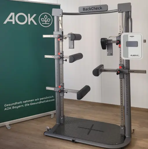 Rücken-Kraftmessung "Back Check" | © AOK