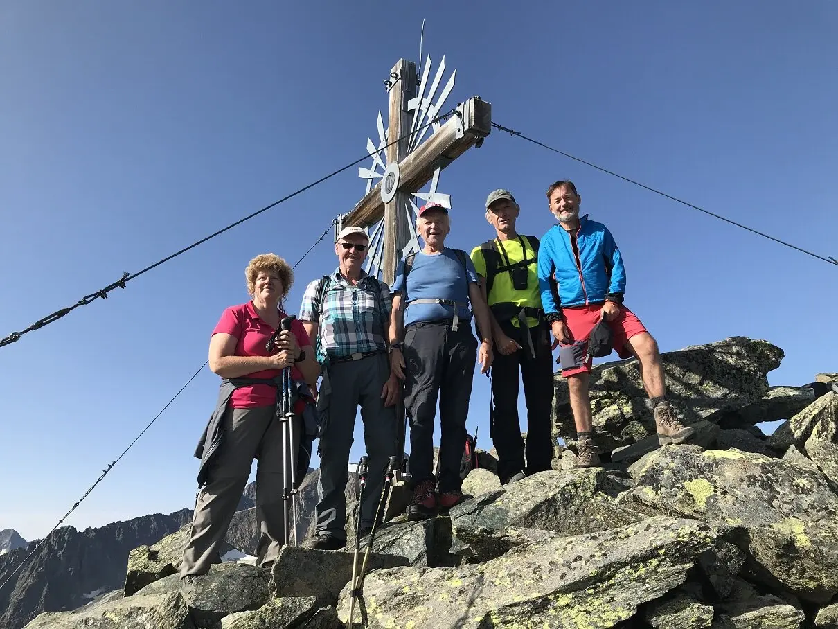 Knotenspitze über der Neue Regensburger Hütte | © Joachim Hofmann
