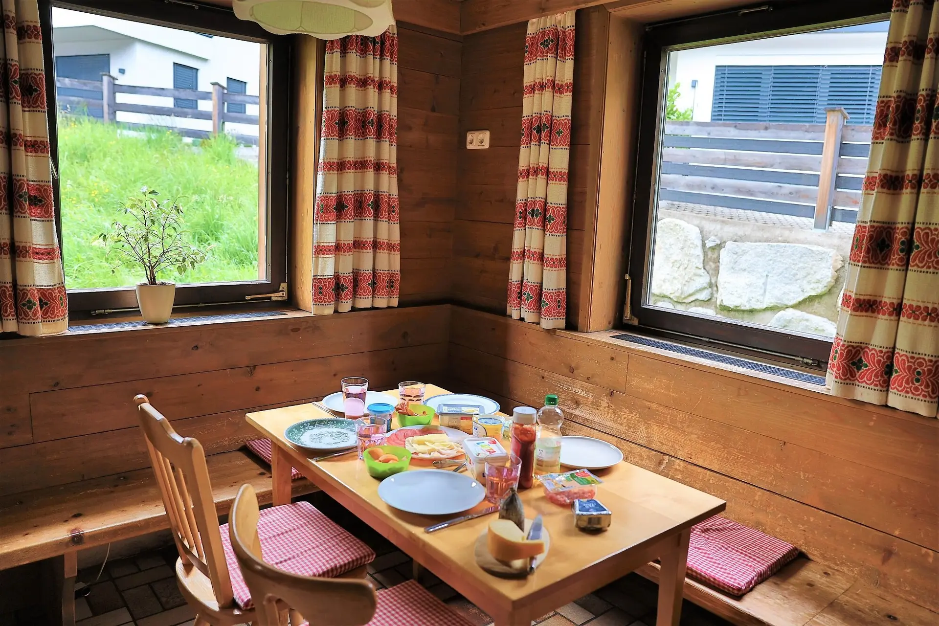 © Simon Baensch