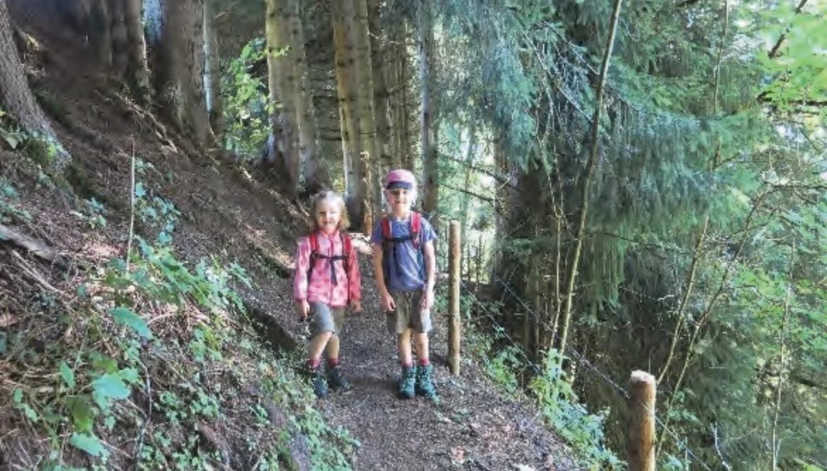 Hausrunde Lauterbach: Speckalm mit Trampolin für die Kids. | © Simone Zeiler
