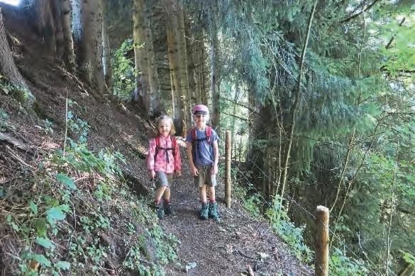 Hausrunde Lauterbach: Speckalm mit Trampolin für die Kids. | © Simone Zeiler