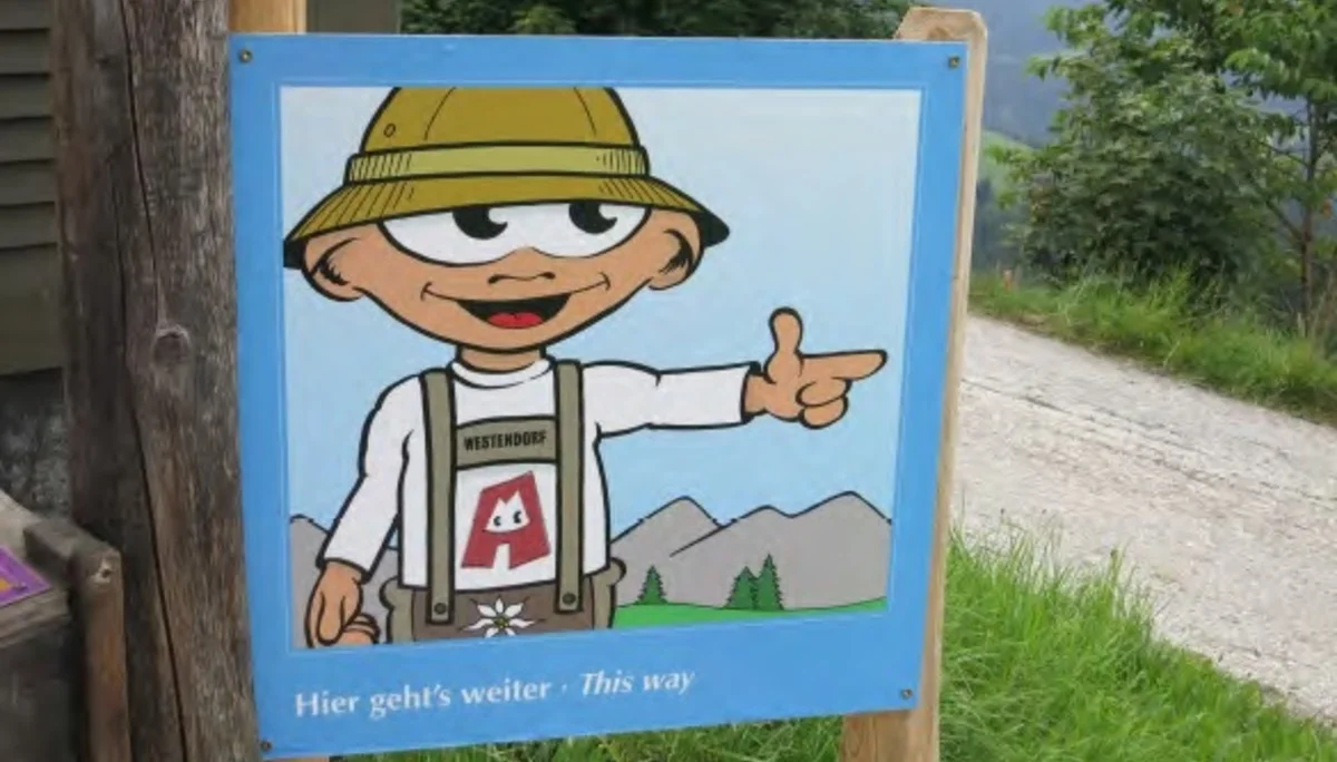 Alpinolino weist den Weg. | © Simone Zeiler