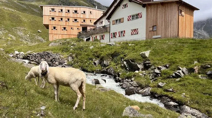 Neue Regensburger Hütte | © Simon Bänsch